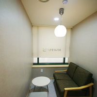 일산연세비뇨기과 내부사진